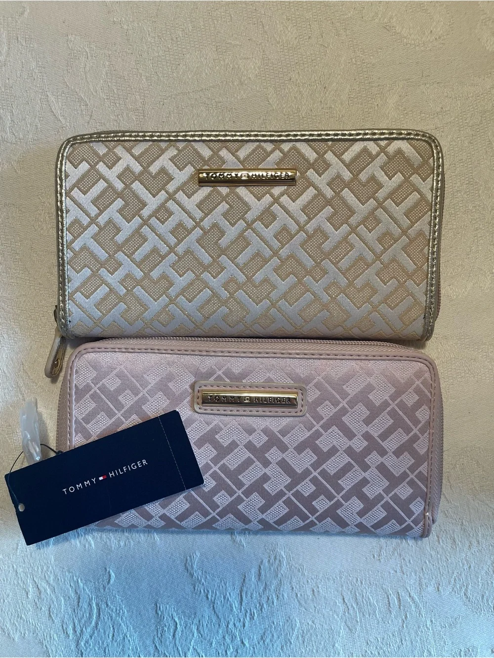 Tommy Hilfiger Wallet Set